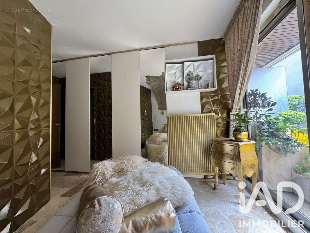 Appartement 75 m² à Paris-19e  - photo 7