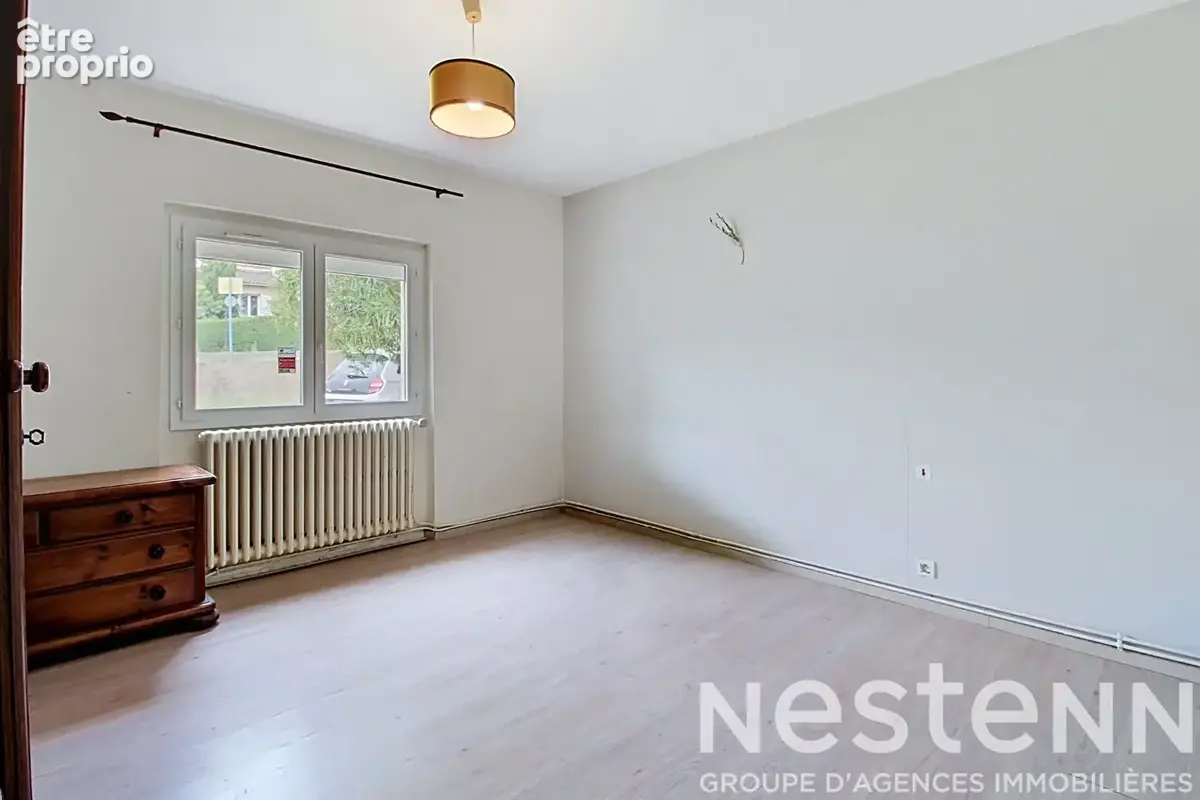 A VENDRE à DRAGUIGNAN - Proche centre-ville, rez-de-villa avec jardin privatif - photo 6