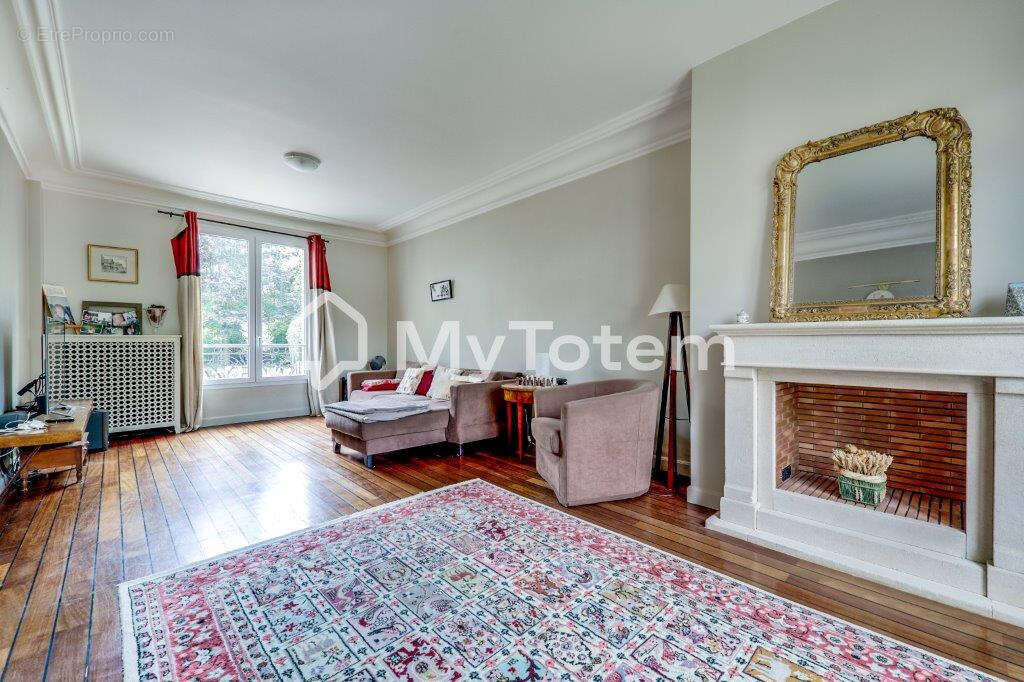 Maison à SAINT-LEU-LA-FORET