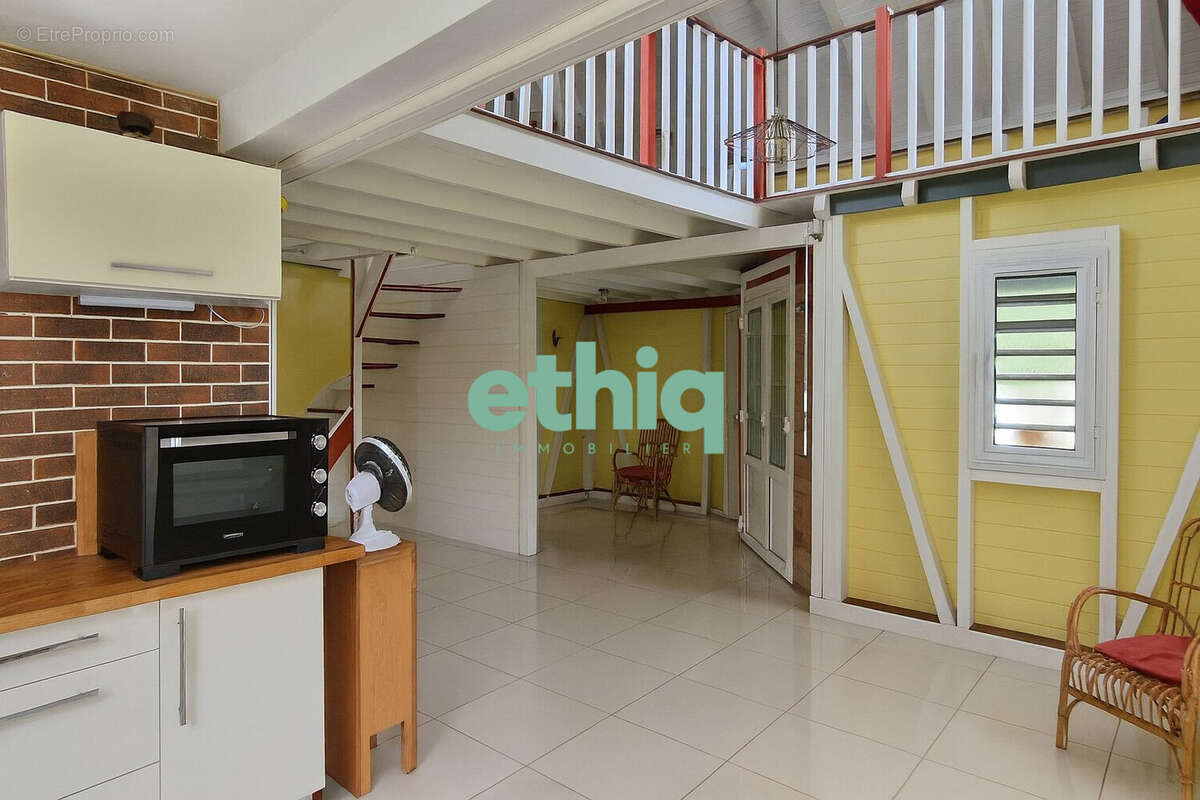 Maison à SAINTE-ANNE