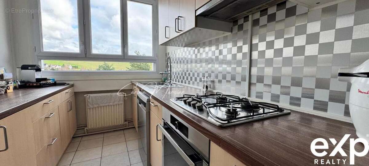 Appartement à BEYNES