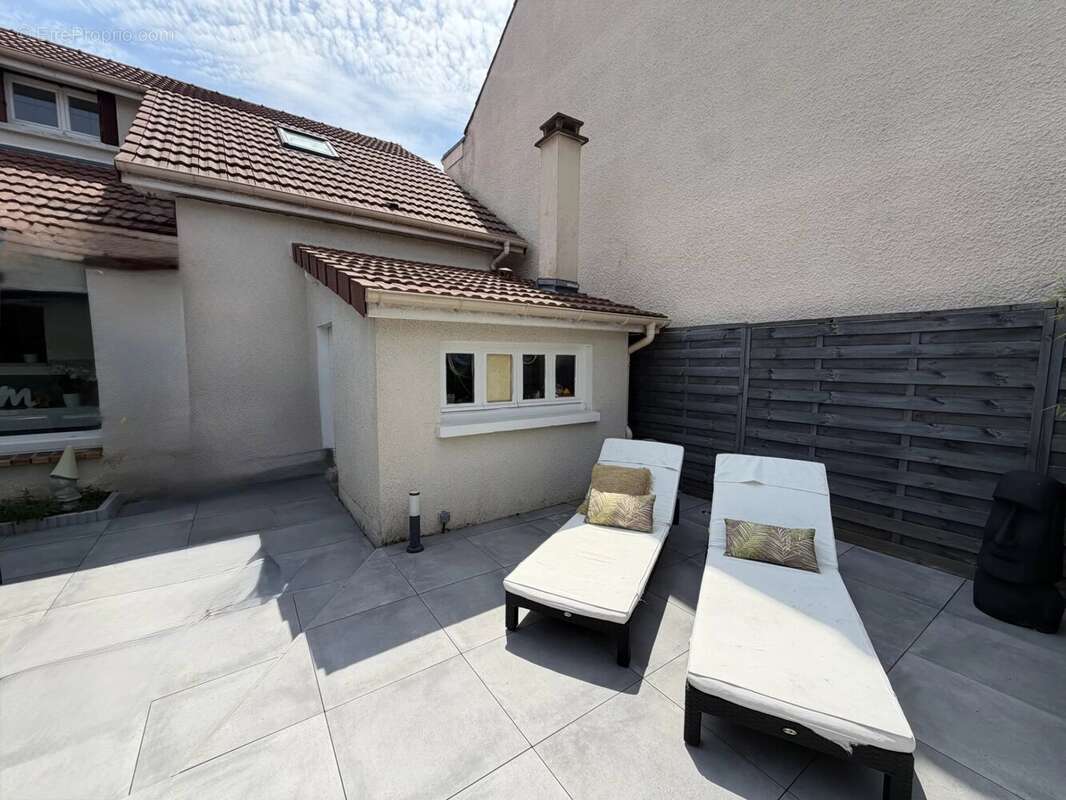 Maison à LA VERRIERE