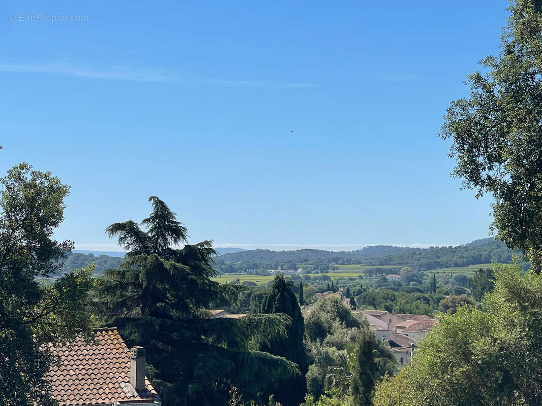 Maison à BORMES-LES-MIMOSAS