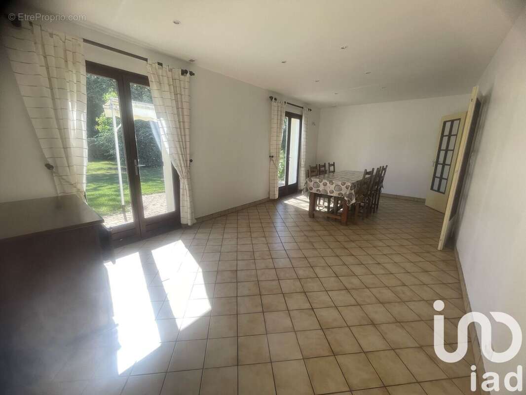 Photo 6 - Maison à YERMENONVILLE