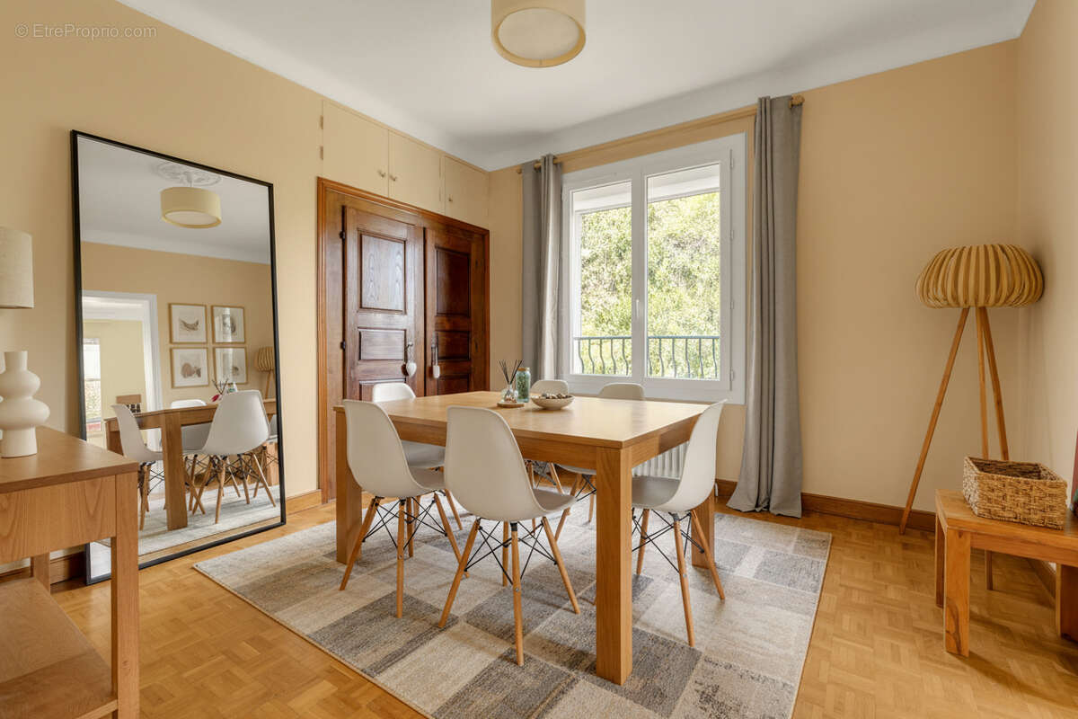 Maison à CASTANET-TOLOSAN