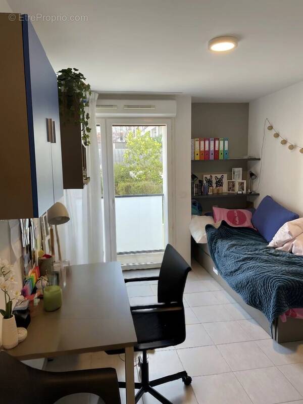 Appartement à MARSEILLE-5E