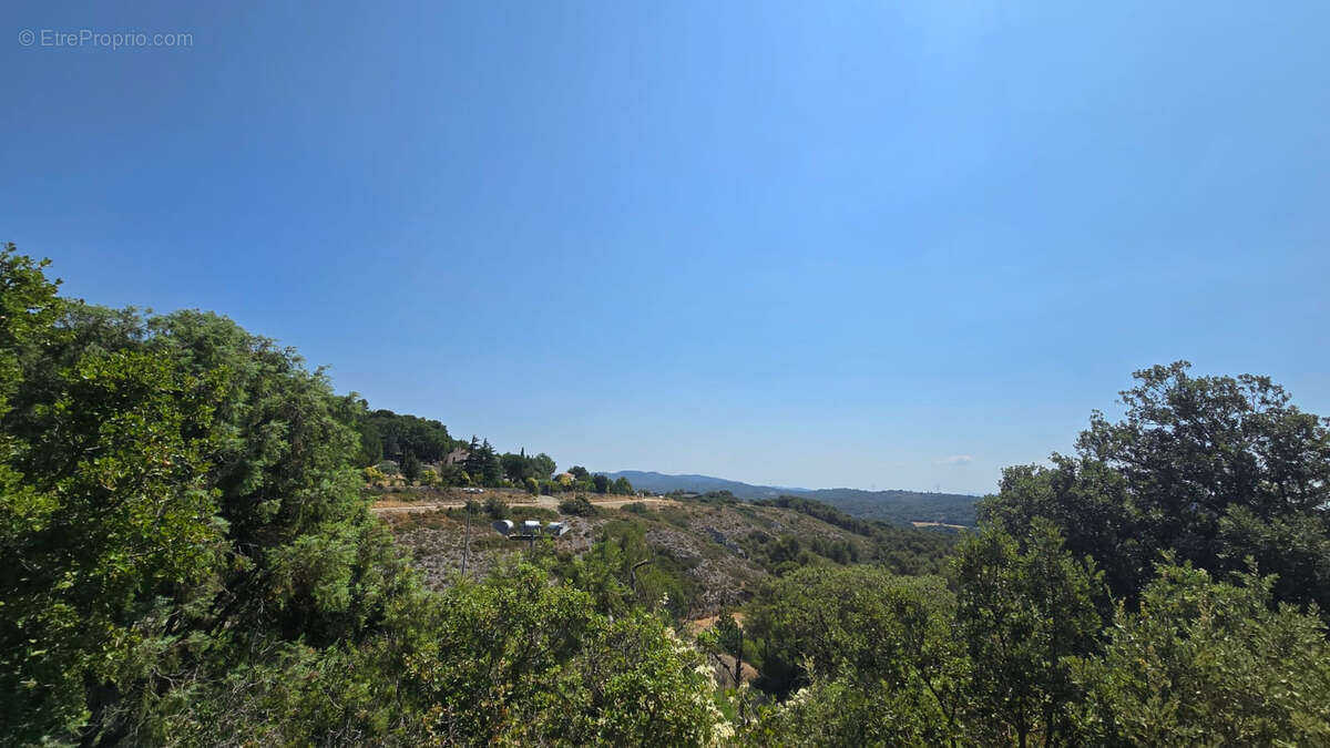 Terrain à vendre de 1160 m² à Vernegues - Exposition Sud avec vue dégagée - photo 3