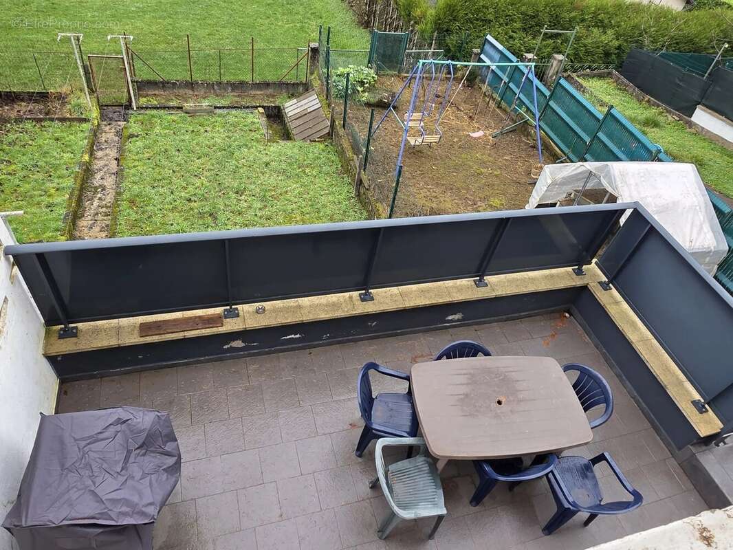 Maison à AUDUN-LE-TICHE