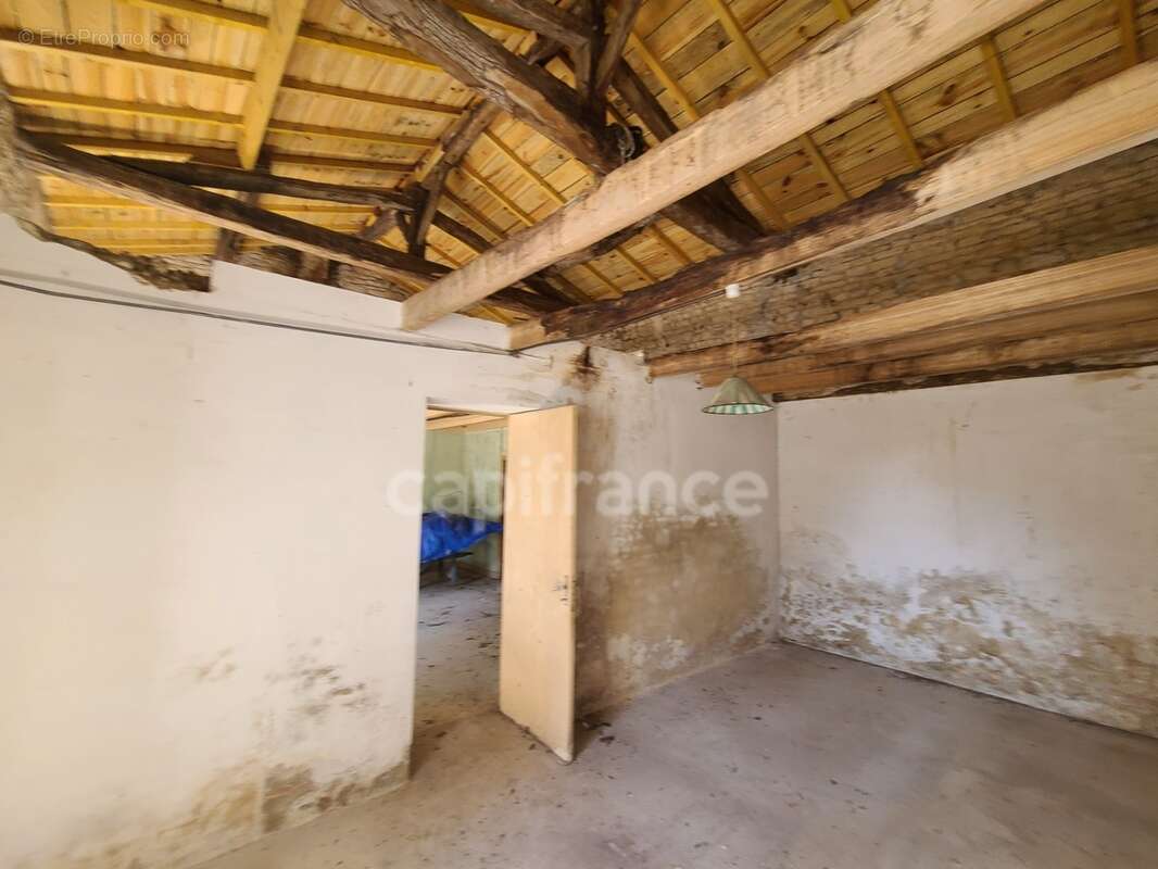 Maison charentaise AUMAGNE (17) - photo 7