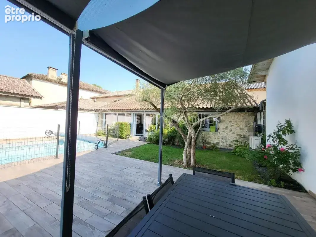 Maison en pierre- 4 chambres-jardin-piscine-garage - photo 2