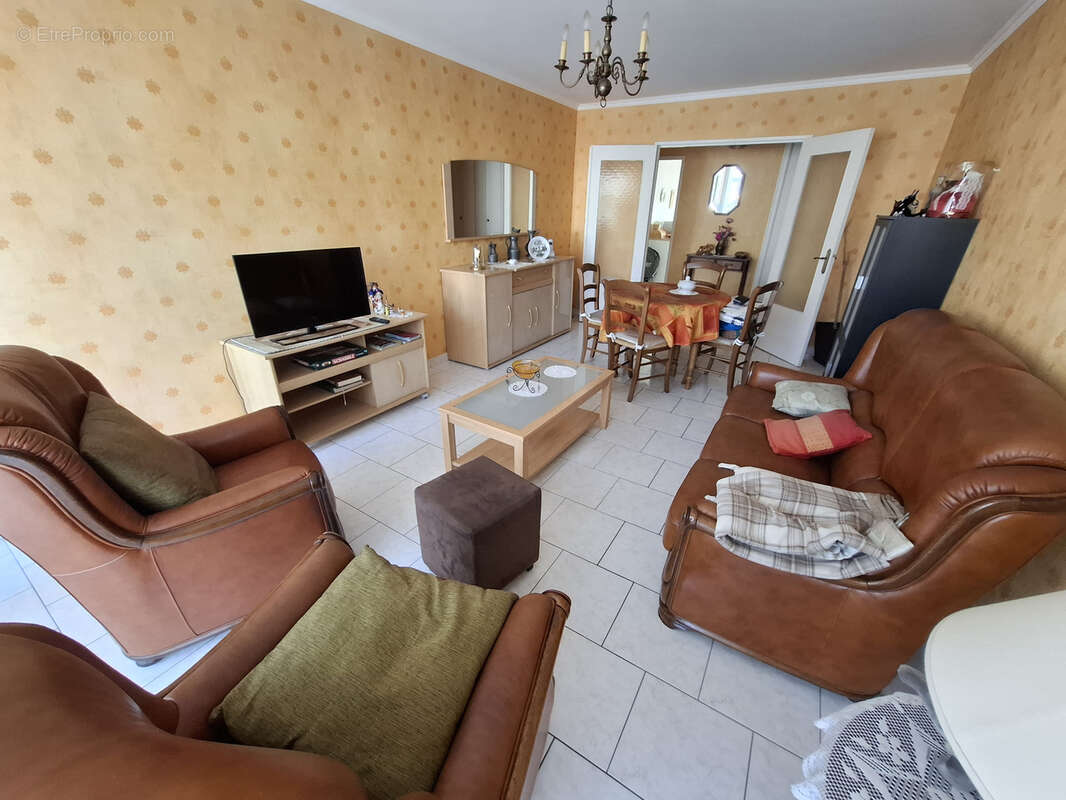 T3 st leonard - photo 4