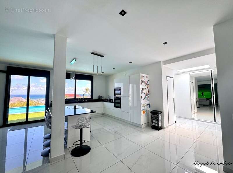 Maison à SAINTE-ANNE