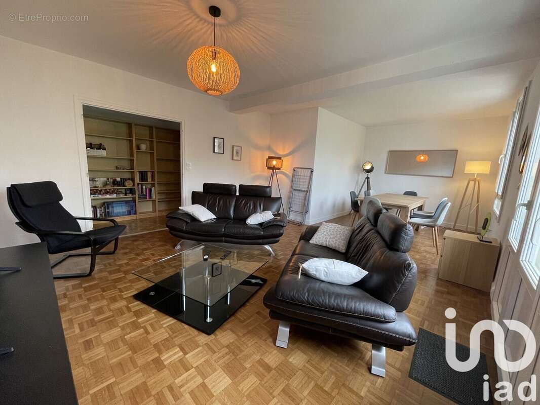 Appartement 110 m² à Tours  - photo 2
