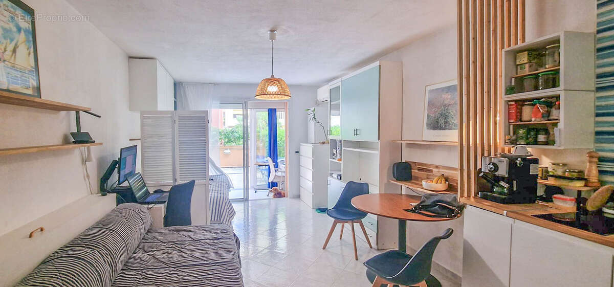 Appartement à ROQUEBRUNE-CAP-MARTIN