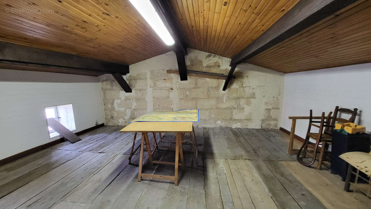 Maison à SAINT-ANDRE-DE-CUBZAC