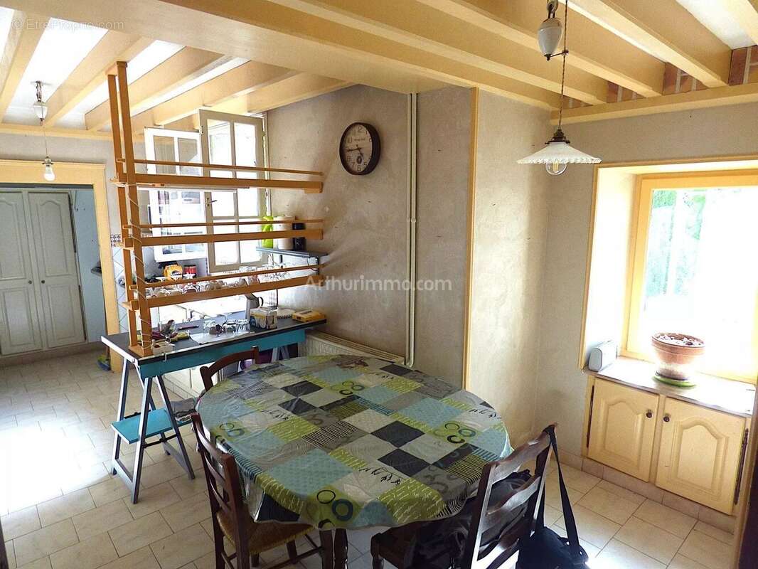 Appartement à NOYERS