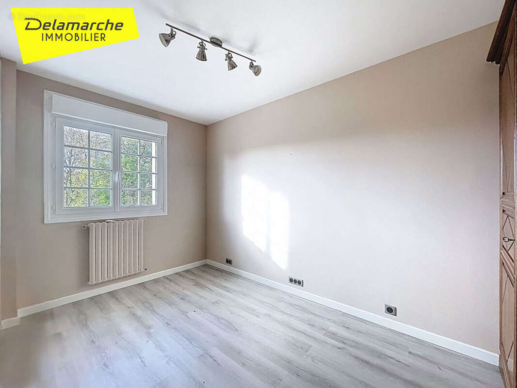 A vendre maison sur sous-sol Saint Planchers 4 pièces - photo 6