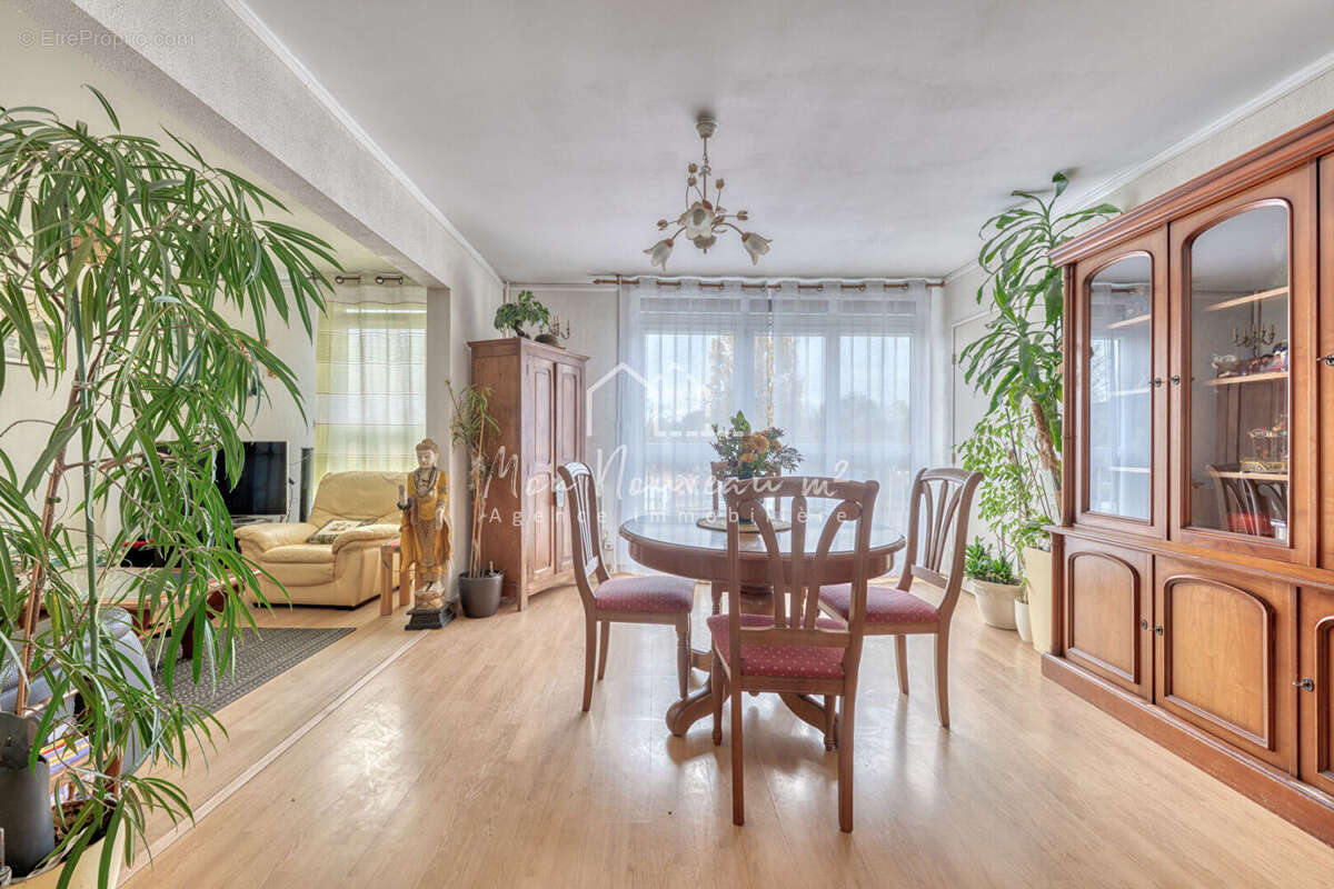 Appartement à NOISY-LE-GRAND