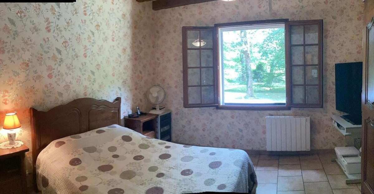Maison 174 m² à Echourgnac  - photo 7