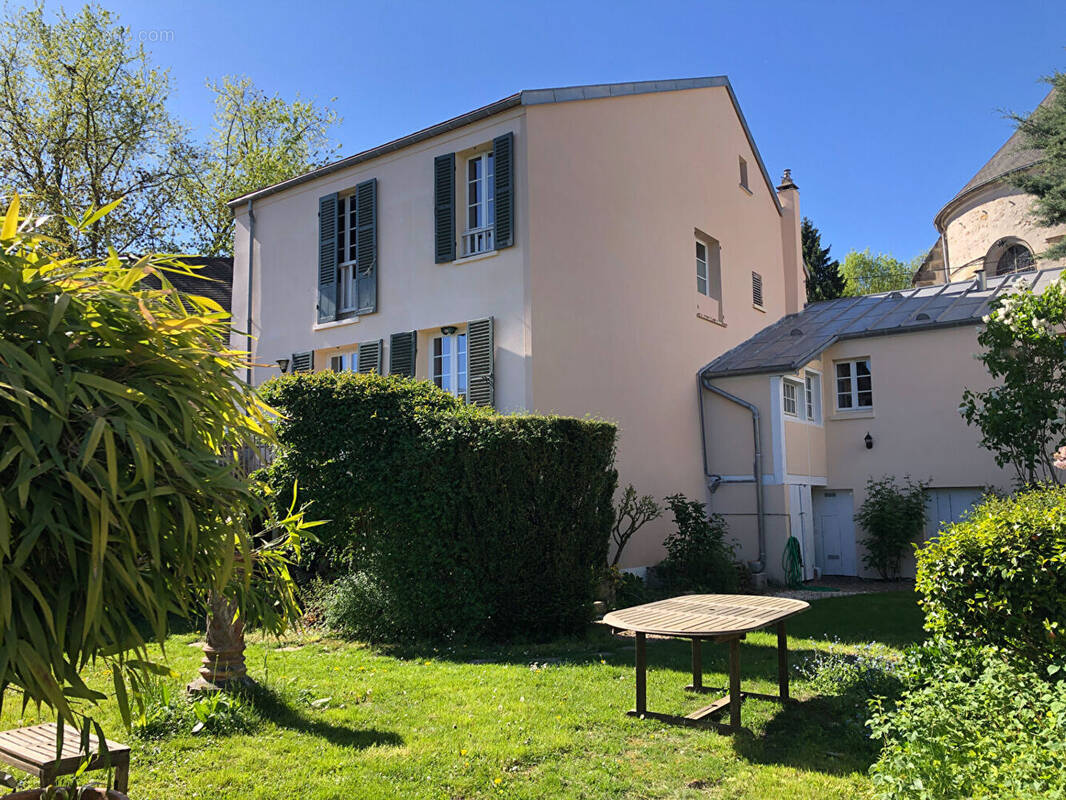 Maison à JOUY-EN-JOSAS