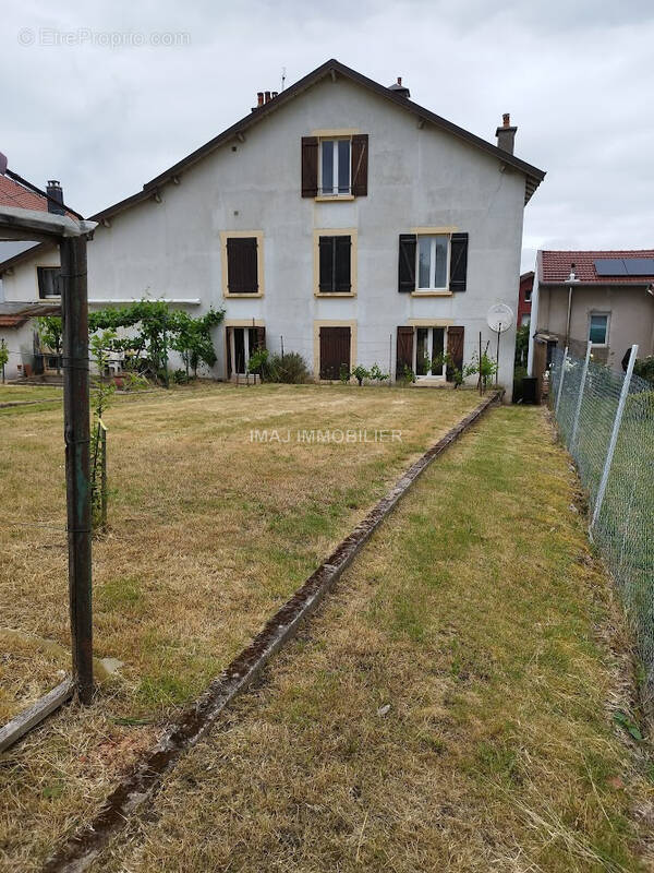 Appartement à GOLBEY