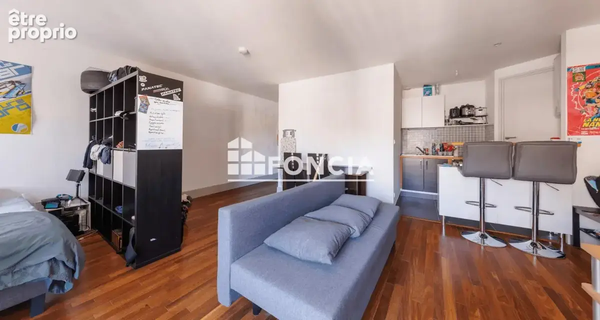 Centre riom - appartement t1 40 m² au dernier etage en tres bon etat - photo 4