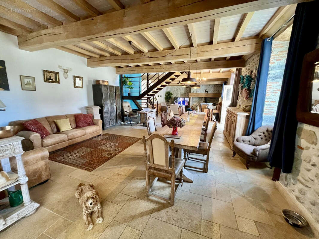 Maison à NAY