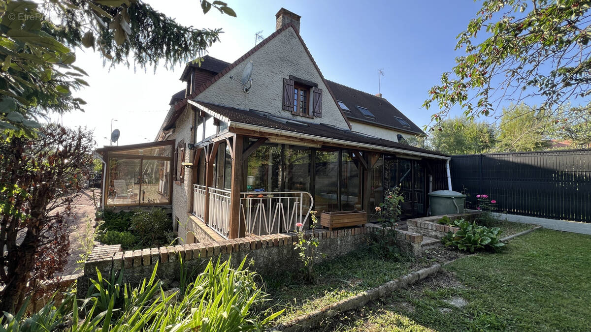 Maison à VILLIERS-SAINT-FREDERIC