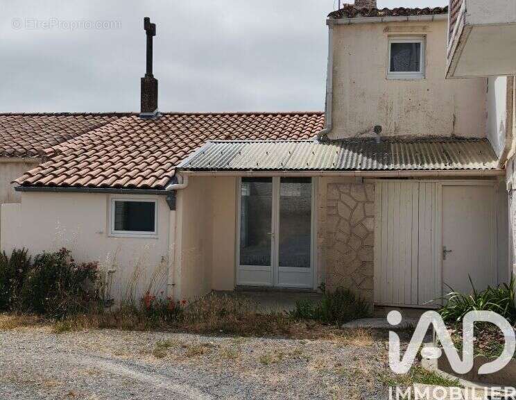 Maison 90 m² à Vaire  - photo 3
