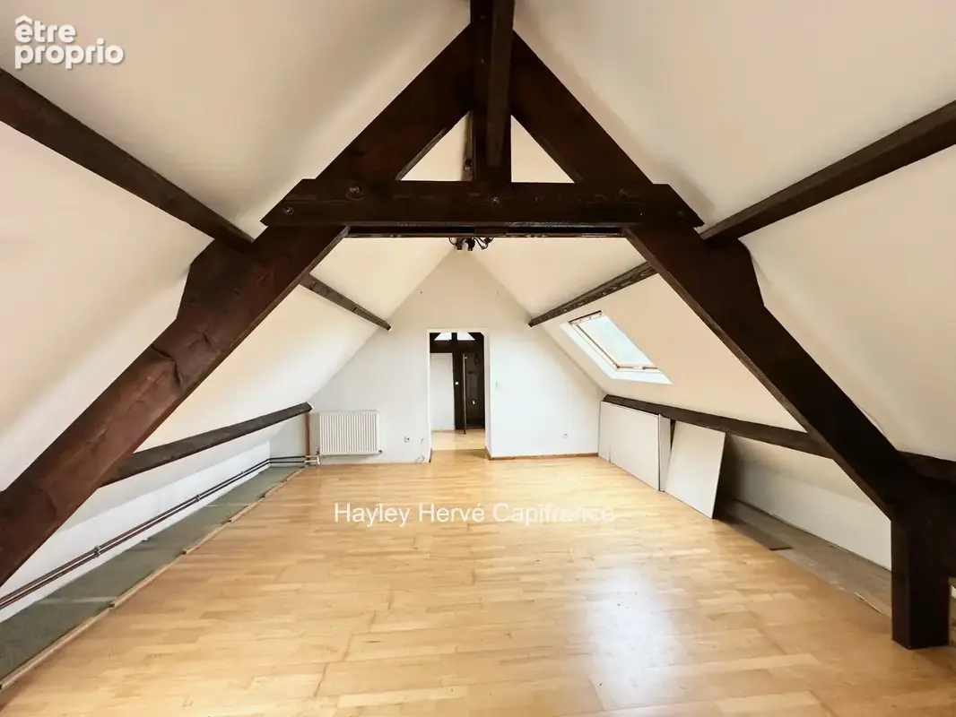 Propriété à vendre Proche Vire Calvados  (14) avec deux maisons d'habitation sur un terrain de 9 Hectares - Propriété équestre / - photo 6