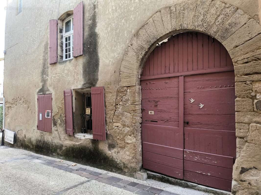 Appartement à VENASQUE