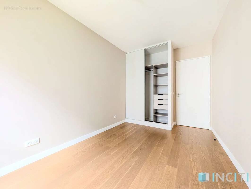 Appartement à ISSY-LES-MOULINEAUX