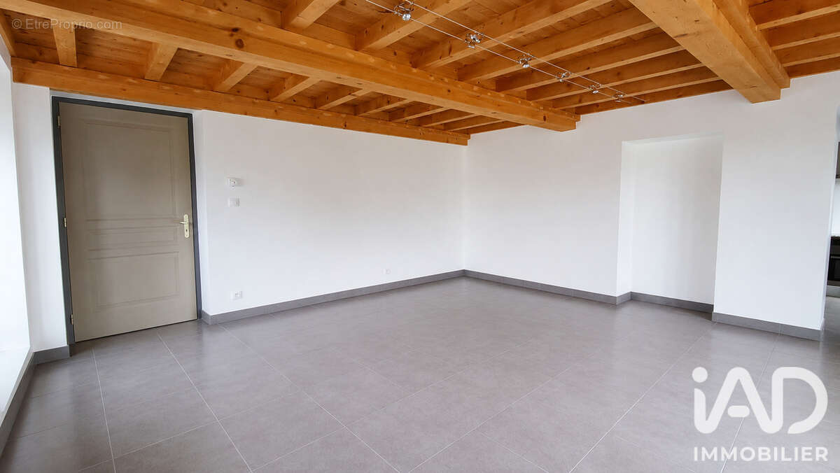 Maison 94 m² à Duerne  - photo 9