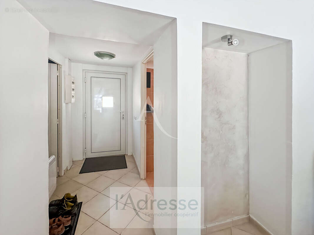 Maison à PUY-L&#039;EVEQUE