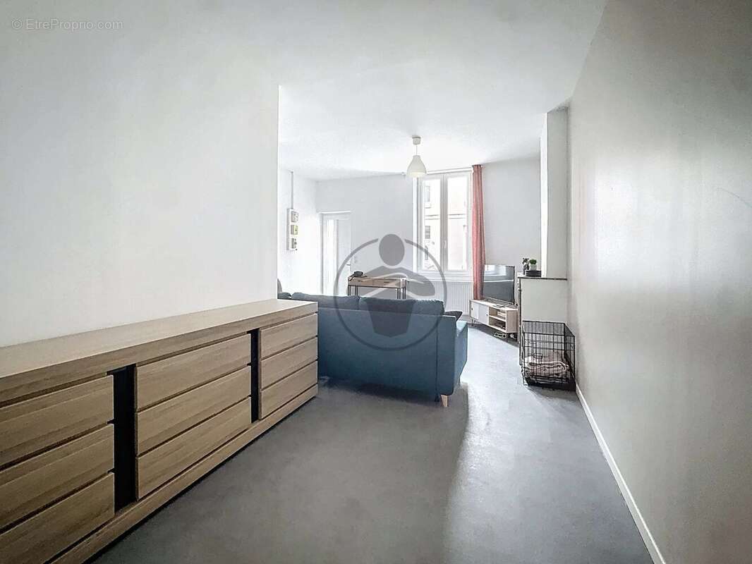 Maison à SAINT-QUENTIN