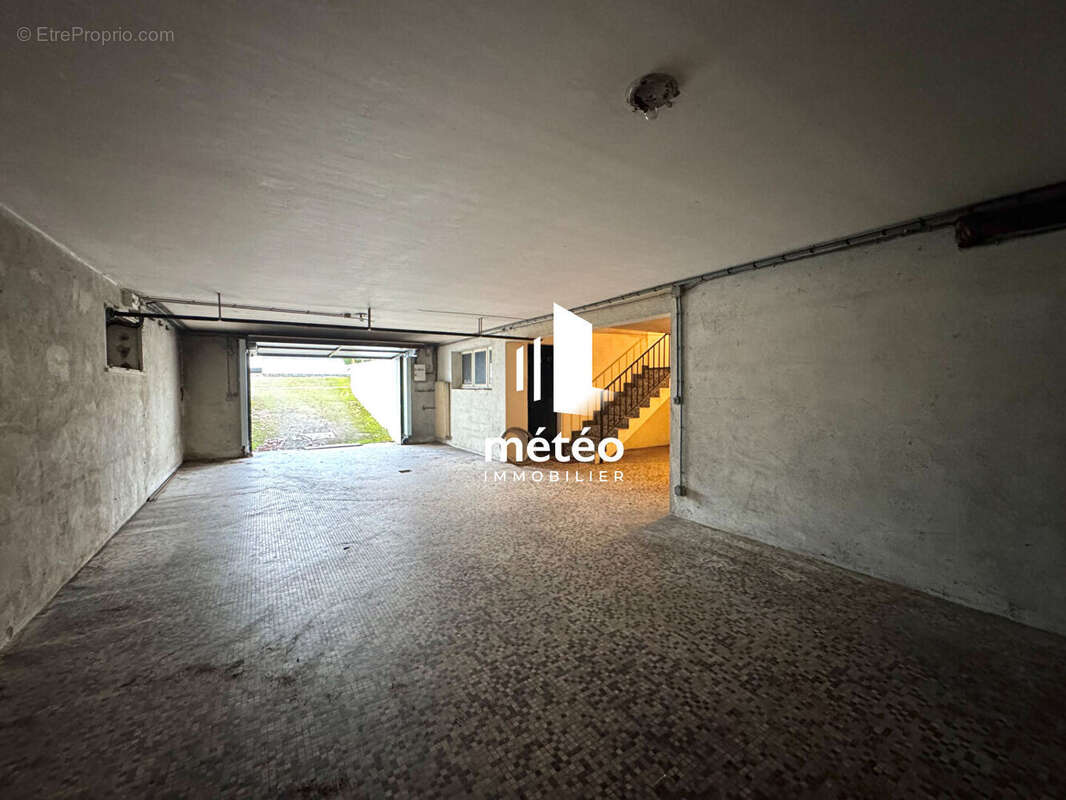 Maison Lucon 9 pièce(s) 190 m2 - photo 18