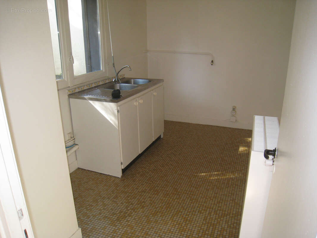 Orléans   Studio de 25 m2 idéal investissement - photo 4
