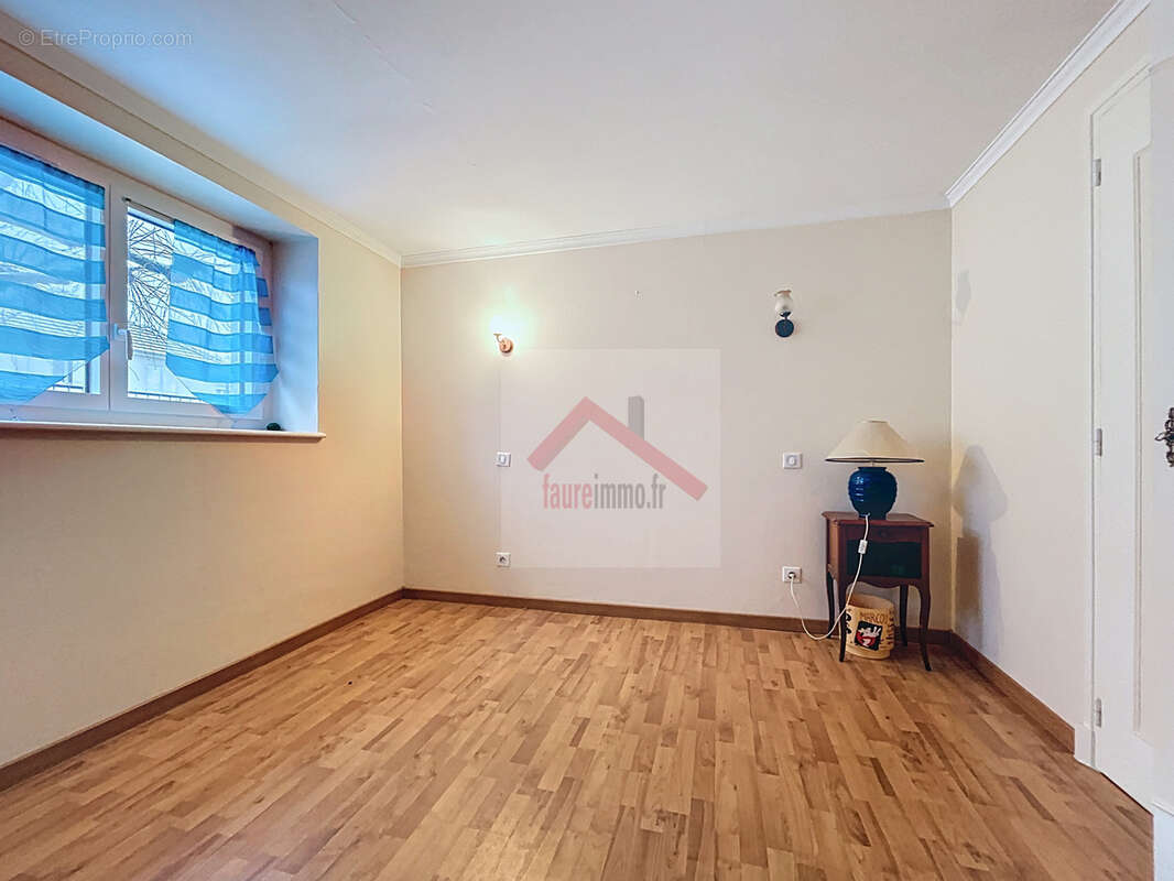 Maison à BRIVE-LA-GAILLARDE