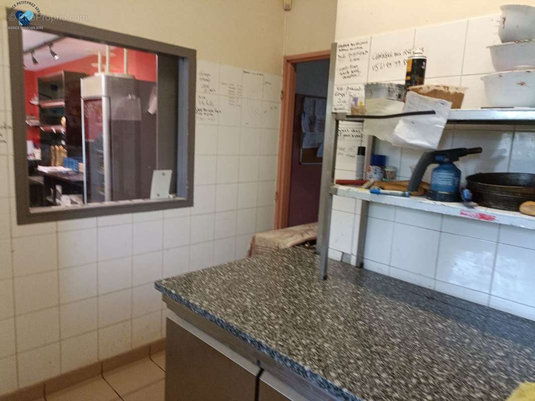 Commerce à MANCIOUX