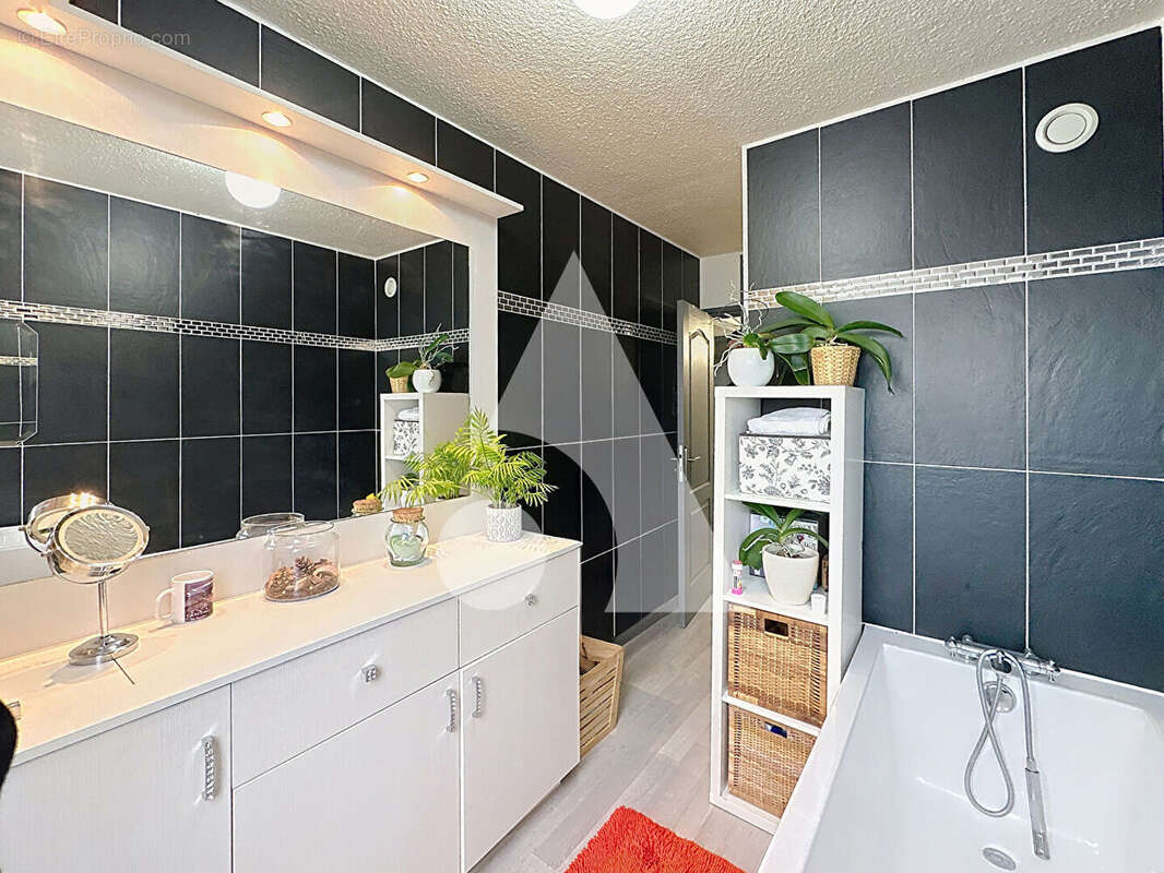 Appartement à SAINT-SAULVE