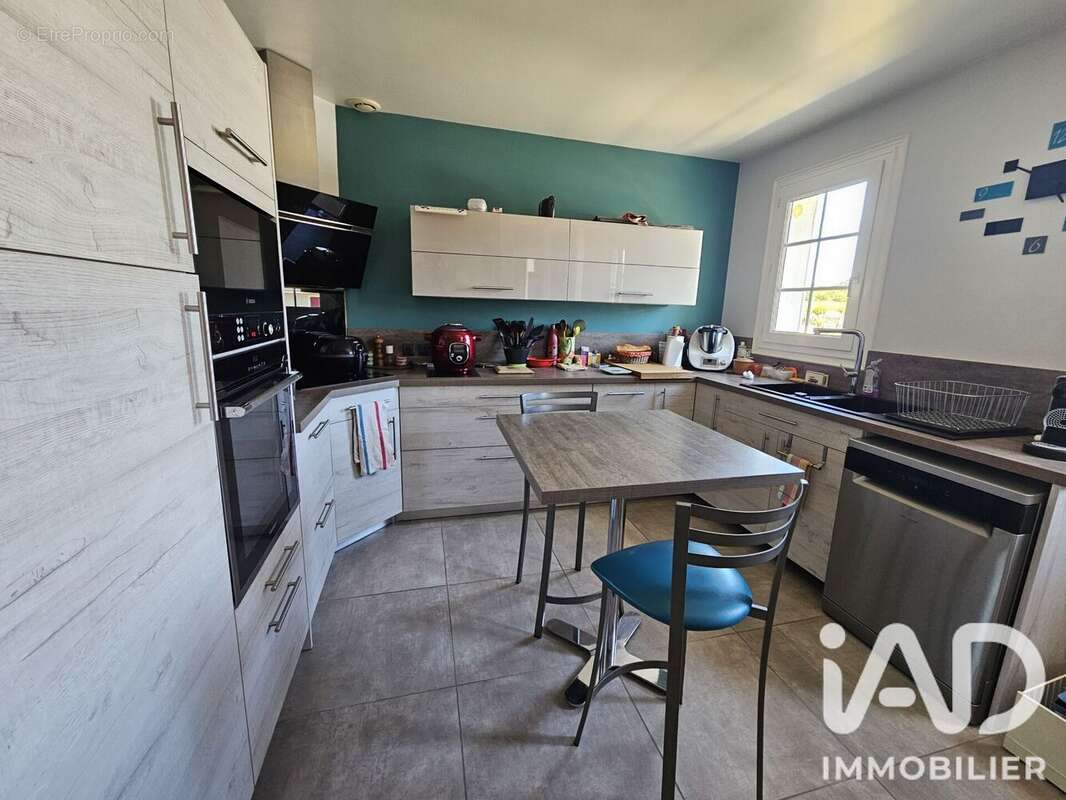Maison 154 m² à Areines  - photo 2