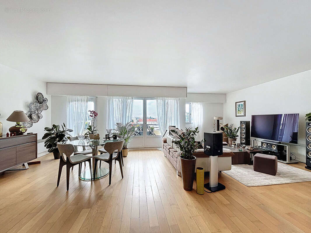 Appartement à MONTGERON