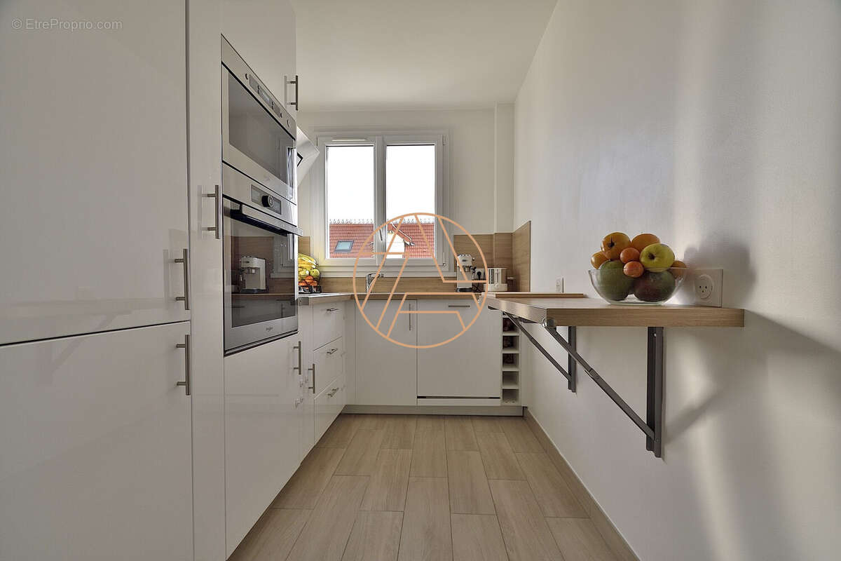 Appartement à SAINT-MAUR-DES-FOSSES