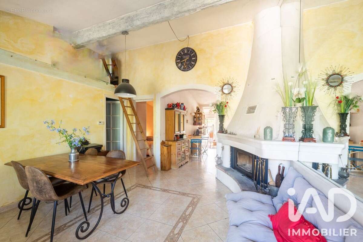Maison 72 m² à Grasse  - photo 9