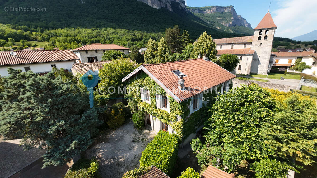 Maison a vendre - crolles 39820 - agence immobiliere - comptoir immobilier  gresivaudan - dpt38 - photo 5