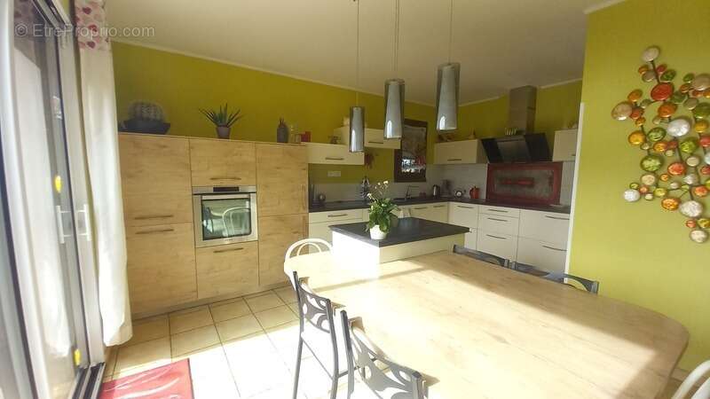 Maison à MONTBAZENS