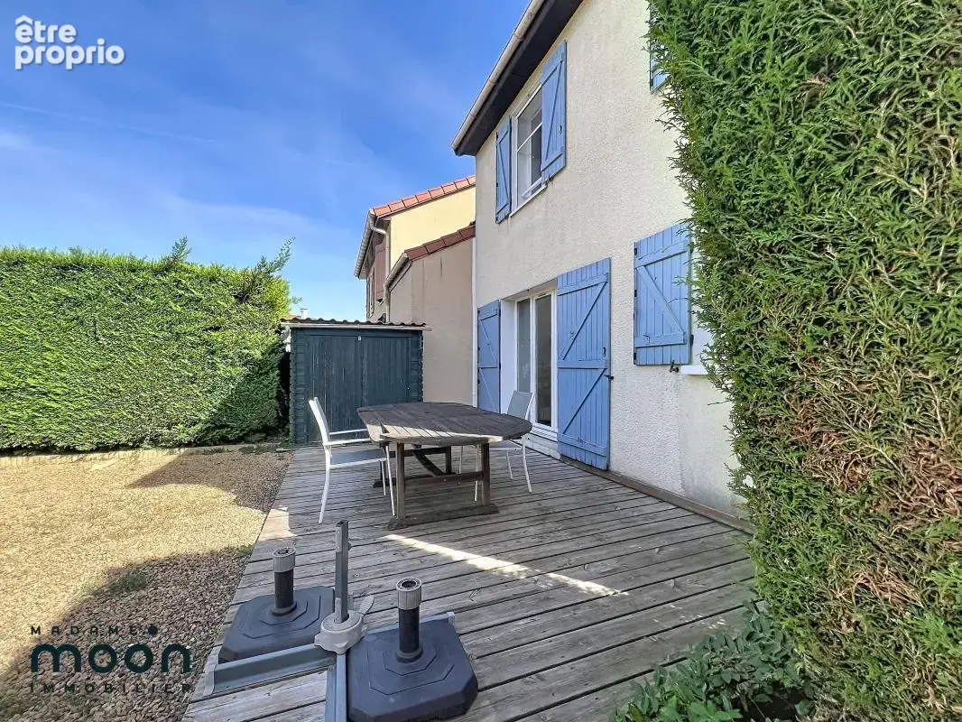 Maison familiale 4 chambres 108m²(115m2 au sol) avec jardin et garage à Oullins Pierre-Bénite -Secteur Perron - photo 18