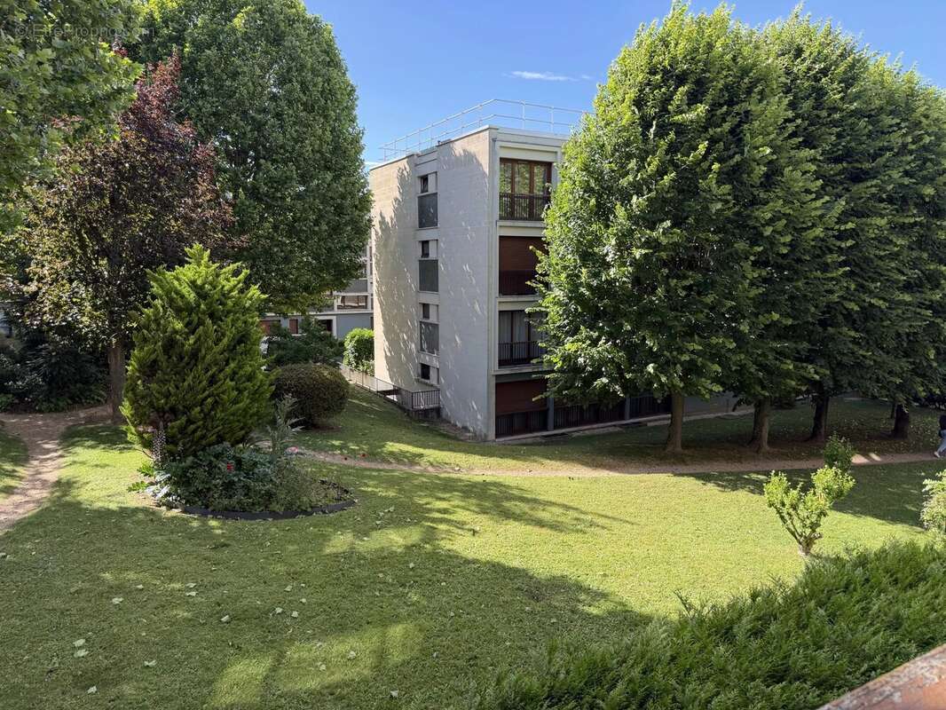 Appartement à CHAMBOURCY