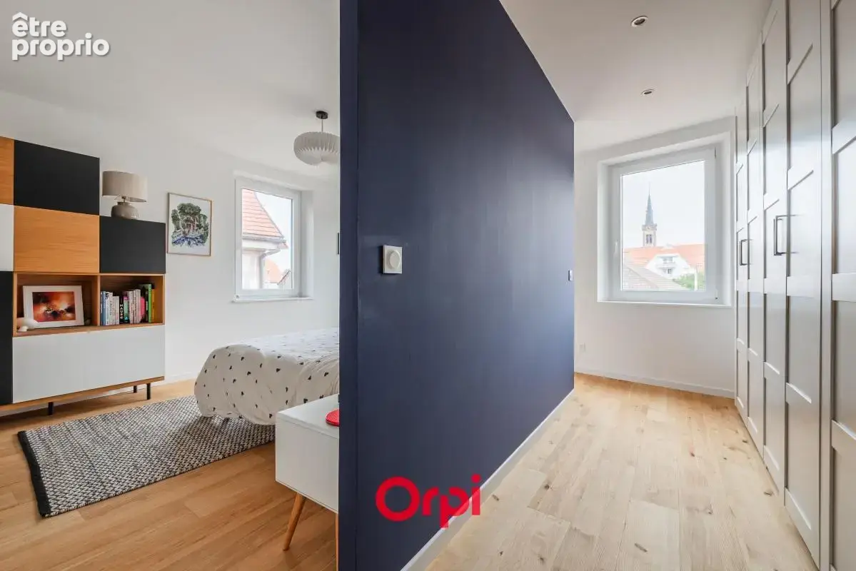 Holtzheim; Maison de caractère rénovée de près de 190 m² au sol, DPE B avec terrasse et jardin - photo 12