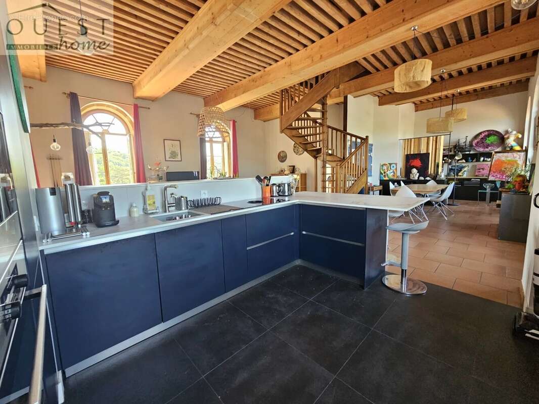 Appartement à CALUIRE-ET-CUIRE
